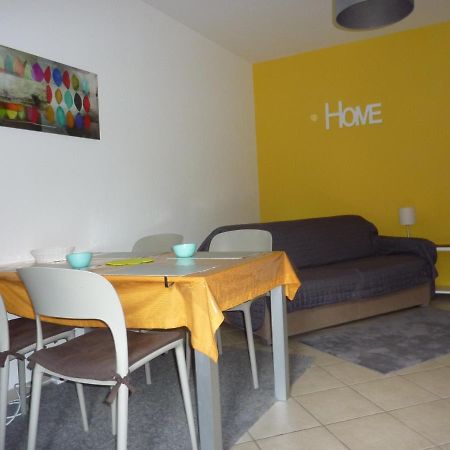 Ferienwohnung Gallo Mit Ueberdachter Terrasse Parkplatz 100 Mtr Z Strand Cannobio Bagian luar foto